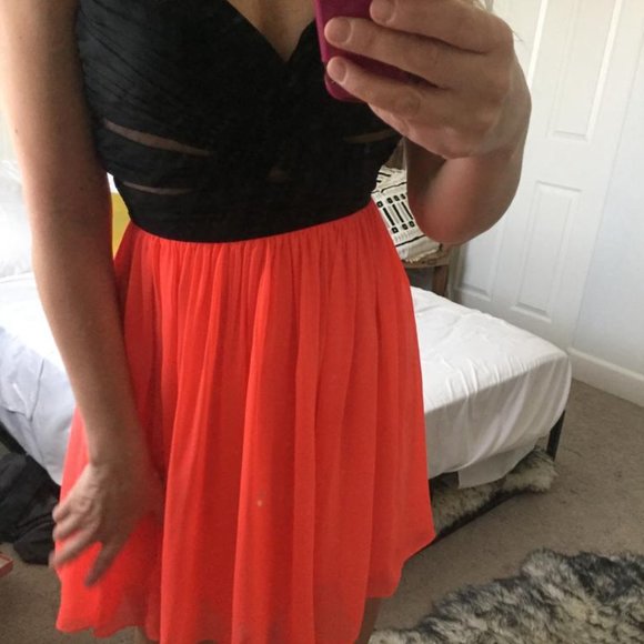 ADRIANNA PAPELL intricate cutout bodice strapless dress, Sz S - Picture 2 of 5